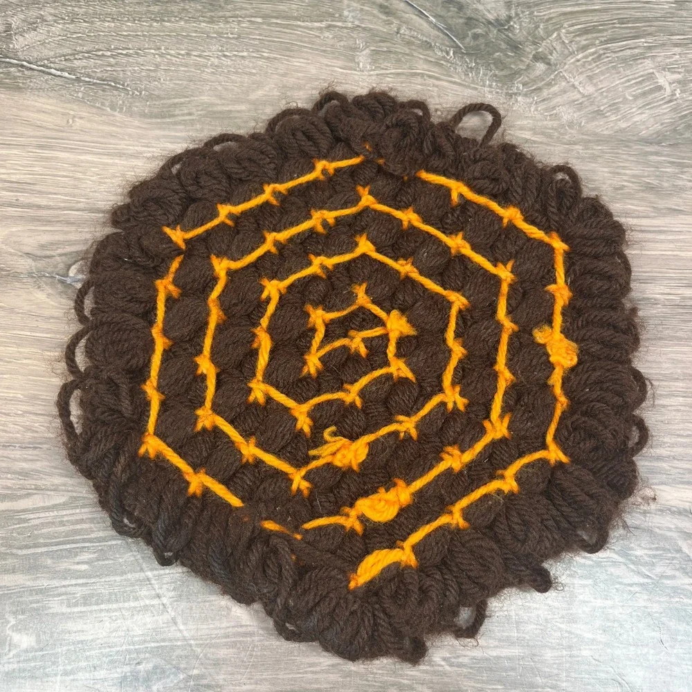 Handmade Loom Knit Yarn Trivets Set of 3 Orange Brown Retro Hot Pads 8 in